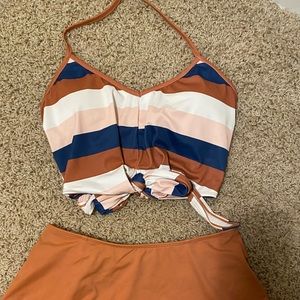 Kortni jeane wrap top